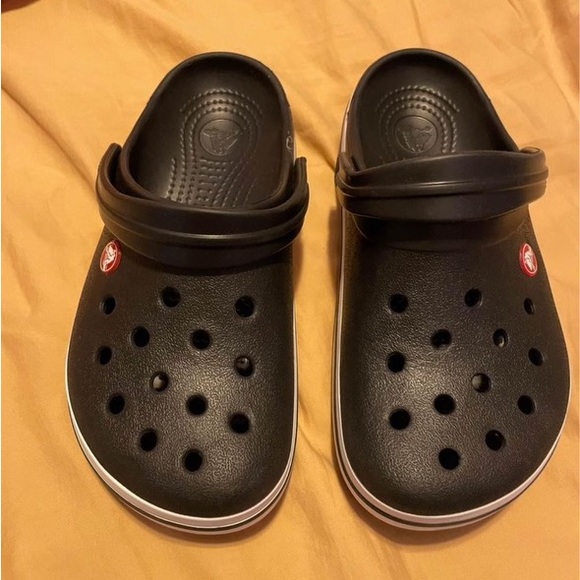 Black and white Baya Striped crocs - Picture 2 of 8